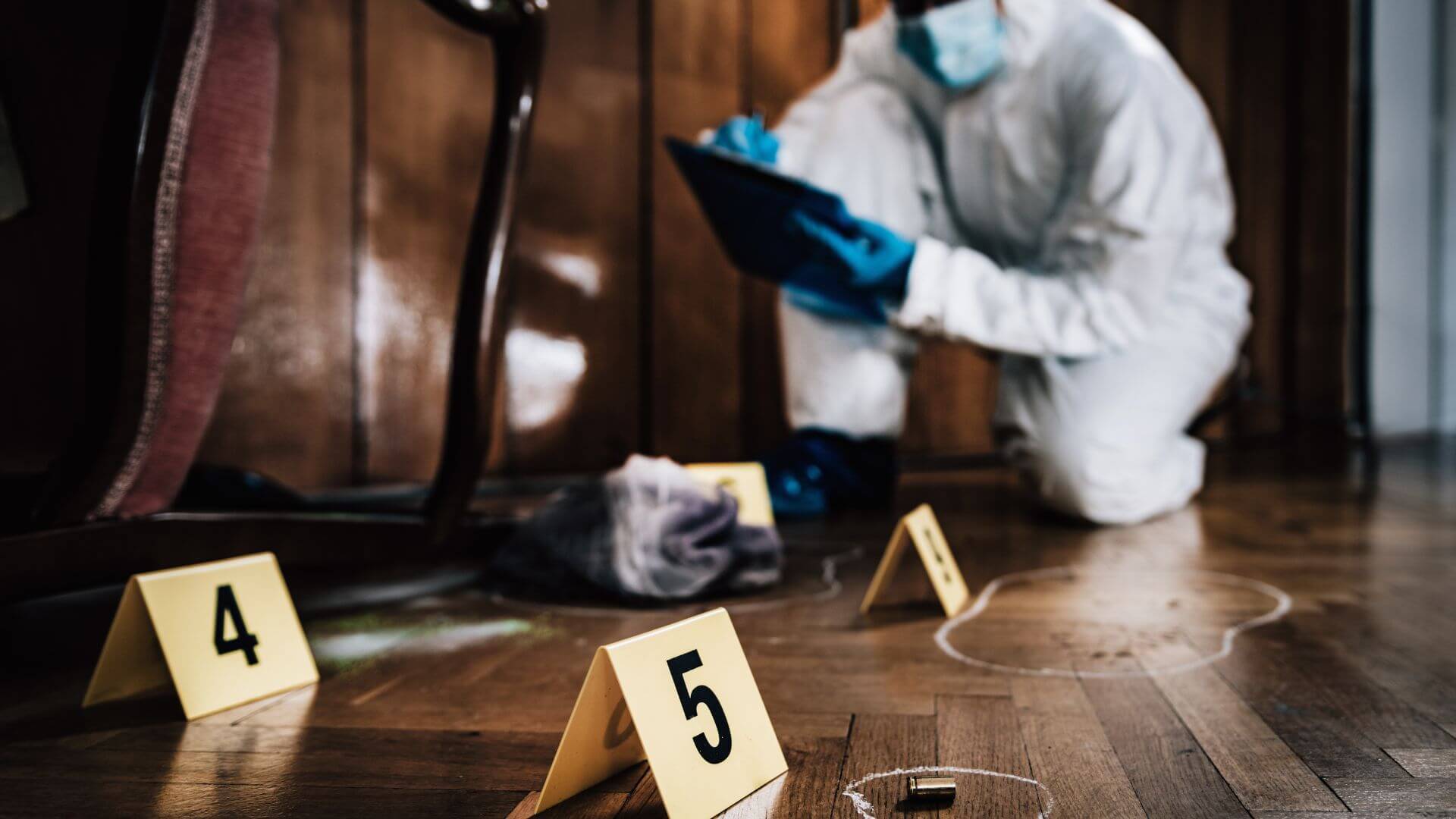 What Really Happens at a Crime Scene?