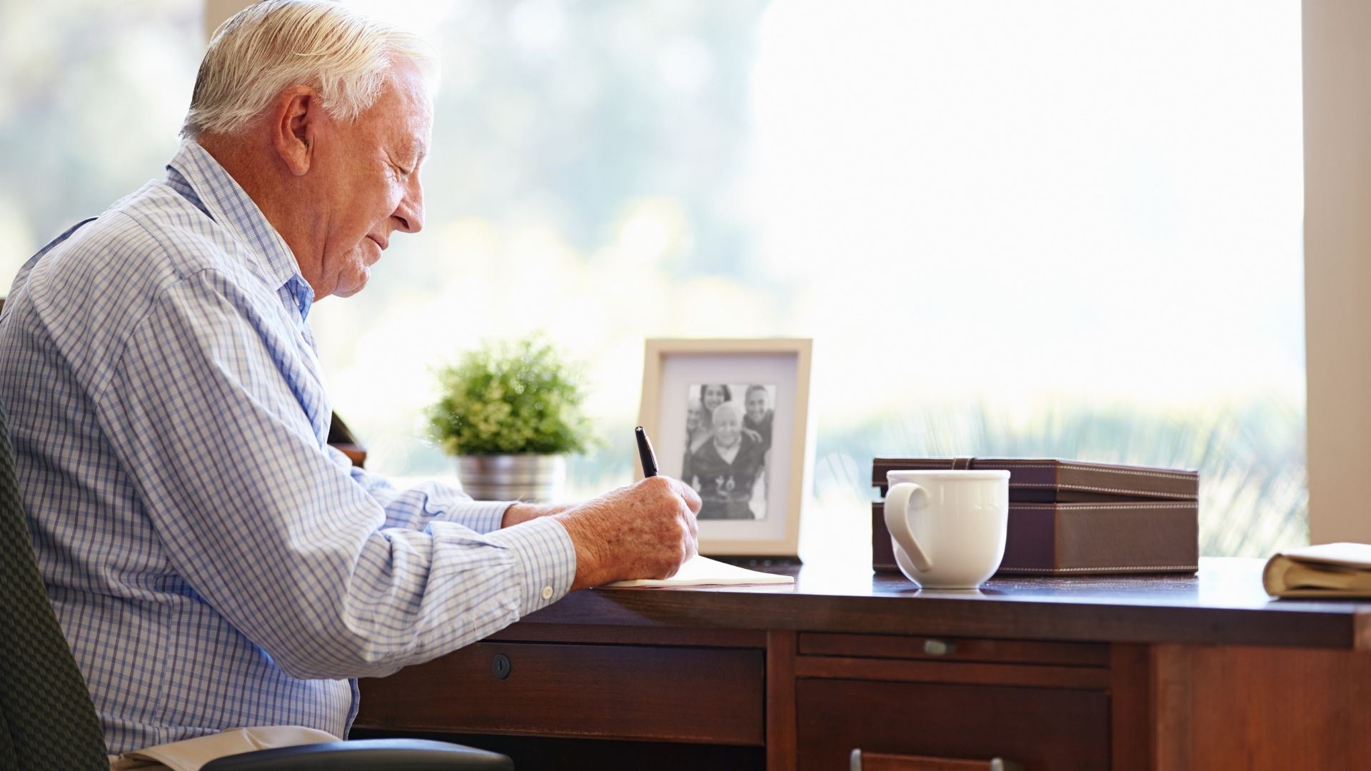 The Art of Memoir: Voice, Memory, Story