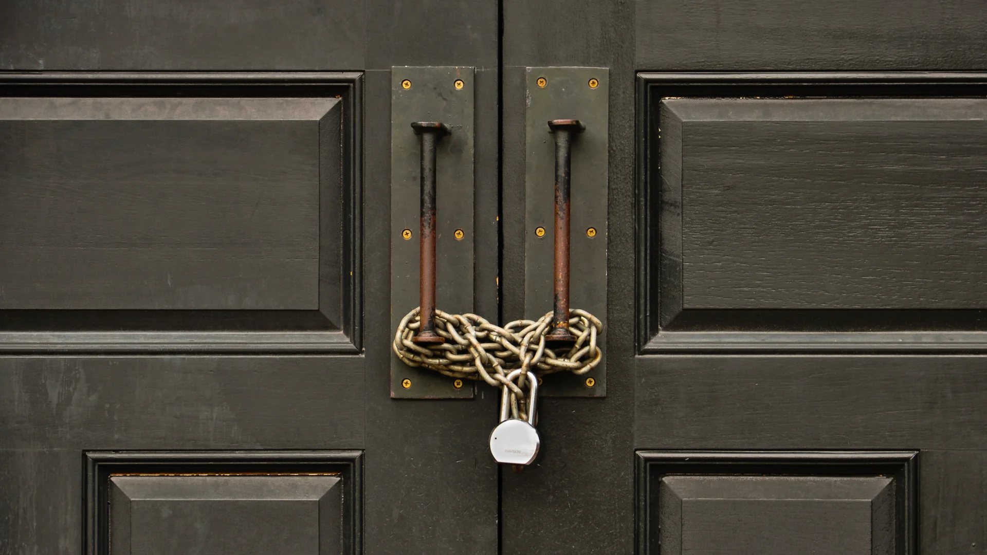 Murder In A Locked Room
